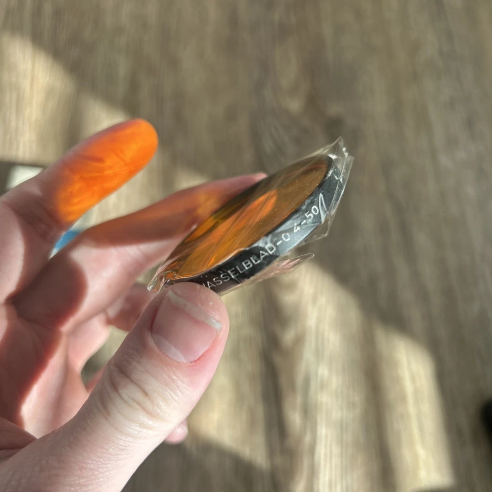 Hasselblad O4-50 Series VII Orange Drop In Filter for 1000F/1600F Series Lenses - Image 2 of 4