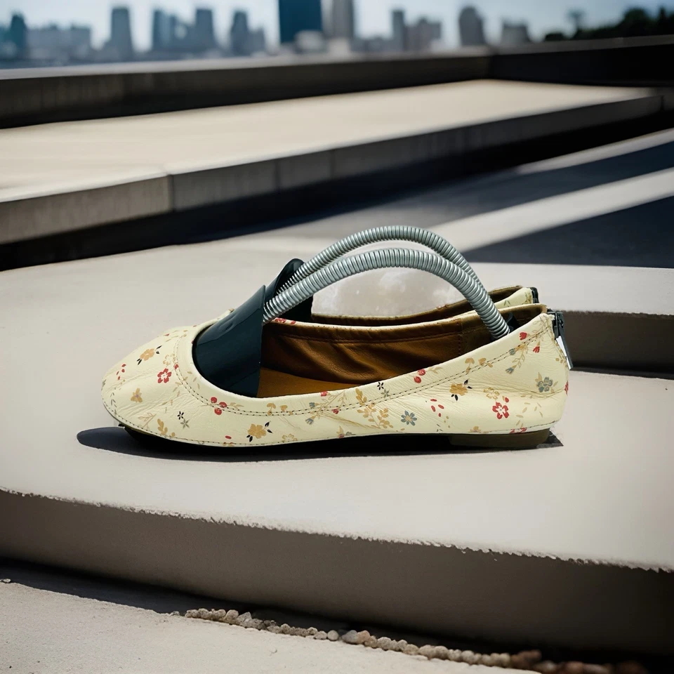 Zapatos Lucky Brand Mujer Talla 6 M Beige Floral Cuero Eikia Ballet Planos Cremallera Foto 2 de 4