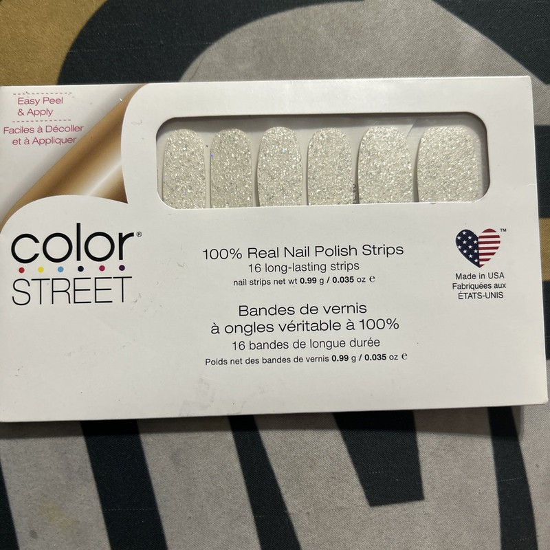  COLOR STREET NAIL POLISH STRIPS- HOME SLEET HOME
