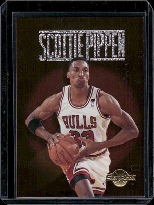 1994-95 SkyBox Premium #CS5 Scottie Pippen Center Stage Insert Chicago Bulls
