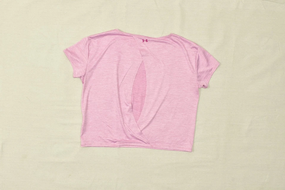 Camiseta feminina Under Armour tamanho normal L listrada rosa atlética cropped solta - Imagem 2 de 4