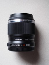 Olympus M.Zuiko Digital ED 30mm F3.5 Macro Le...