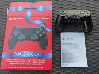 Sony DualShock 4 PS4 Wireless Controller Schwarz OVP wie neu