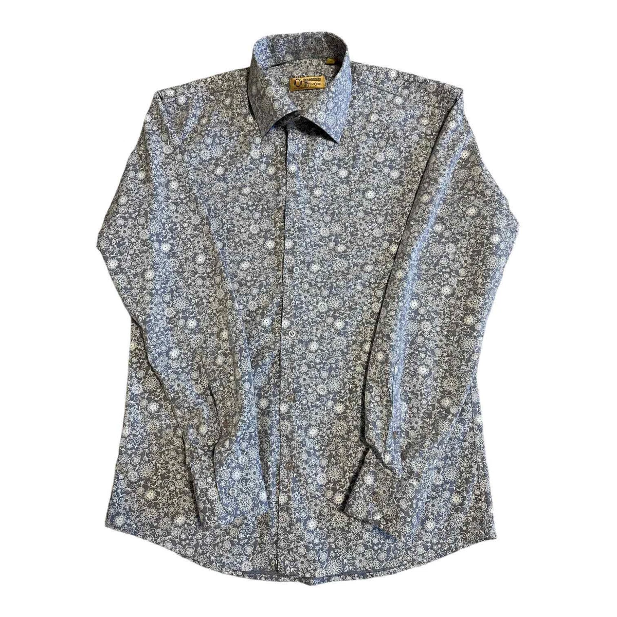 Preços baixos em Camisas Underground, casual, com Botões para