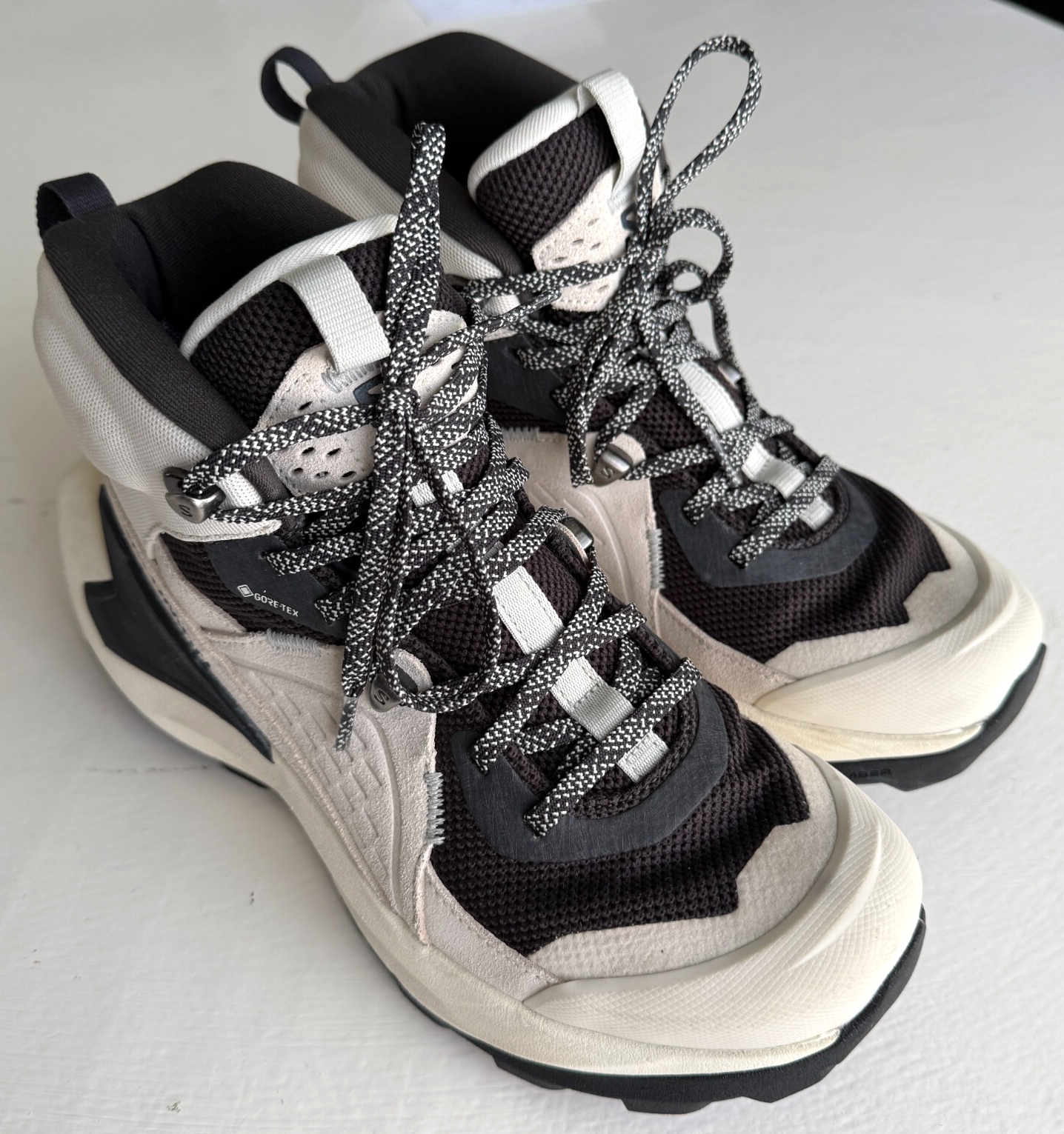 Scarponi da trekking ergonomici Salomon Elixir Gore Tex misura 8 5