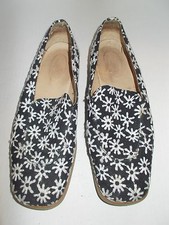 Tommy Bahama Women's Black/White Fabric Leather Loafer Shoe Sz 9 EUC