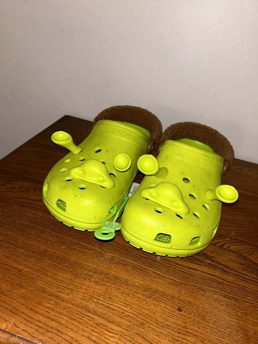 Catch me in these fresh shrek crocs | Greeting Card