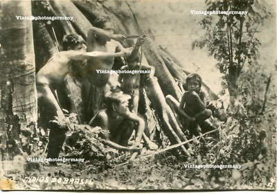 D486 Foto Südamerika Brasilien Ureinwohner Exhibition native people Indios Nackt