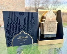 AL Mukhtalif Signature by Nusuk EDP Extrait De Parfum For Unisex - 100 ML