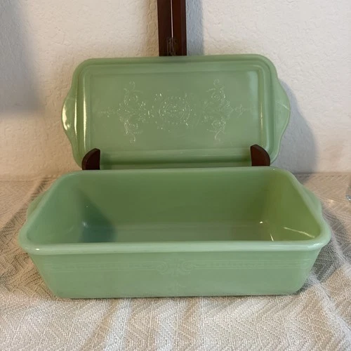1940s Fire King Jadeite PHILBE Refrigerator loaf DISH w LID Great Condition Read