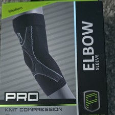 PRO Elbow Compression Sleeve Black Medium Mesh Venting Silicone Grip Unisex Gym