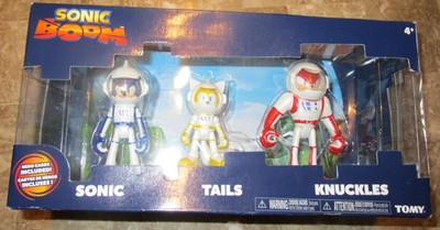 Sonic Boom Space Odyssey Metallic Space Suit Sonic Tail Knuckles 3-Pack Diorama