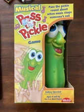 Constructive Playthings Pass The Pickle Music Game for Kids Ages 4+, Fun Indo...