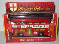Matchbox Superkings - The Londoner K-15 Bus 'HAMLEYS TOY SHOP' - MIB