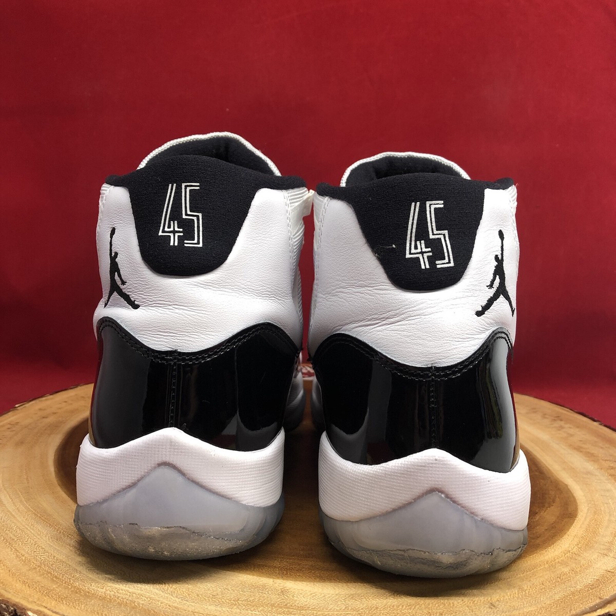 2018 Nike Air Jordan Retro XI Concord Black White Size 10.5 378037