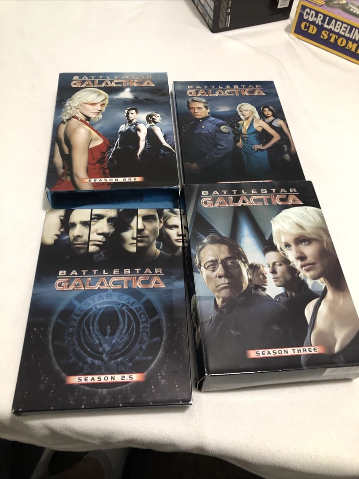 Battlestar Galactica DVD 2005-2009 Seasons 1, 2, 2.5 And 3 - Image 3 of 3