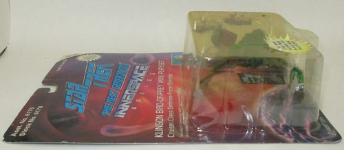 Star Trek TNG 1994 Innerspace KLINGON BIRD-OF-PREY Mini Playset TNG Gowron Worf - Picture 8 of 17