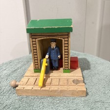 Wooden Railway Thomas the Train - Sodor Conductor Shed 2001 Learning Curve