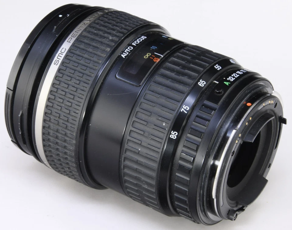 PENTAX-FA 645 45-85mm 4.5 Zoom - Image 3 of 4