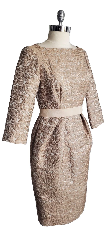 Vestido Vaina CH Carolina Herrera Beige Floral Bordado Cuello Barco Manga 3/4 2 Foto 2 de 4