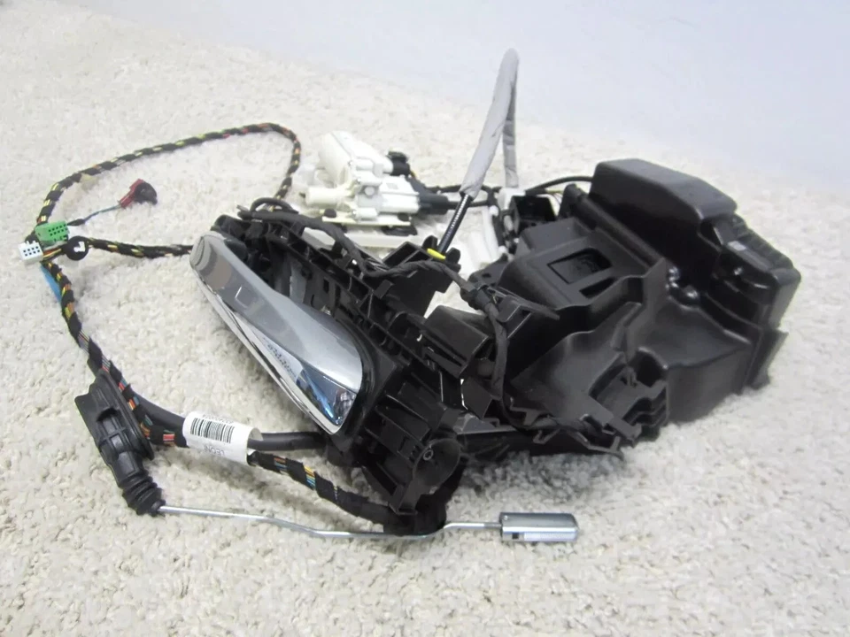 MERCEDES-BENZ S550 63AMG / C217 CUPÉ PUERTA DERECHA INTERIOR / MANIJA / PESTILLO #3E-2 Foto 2 de 3