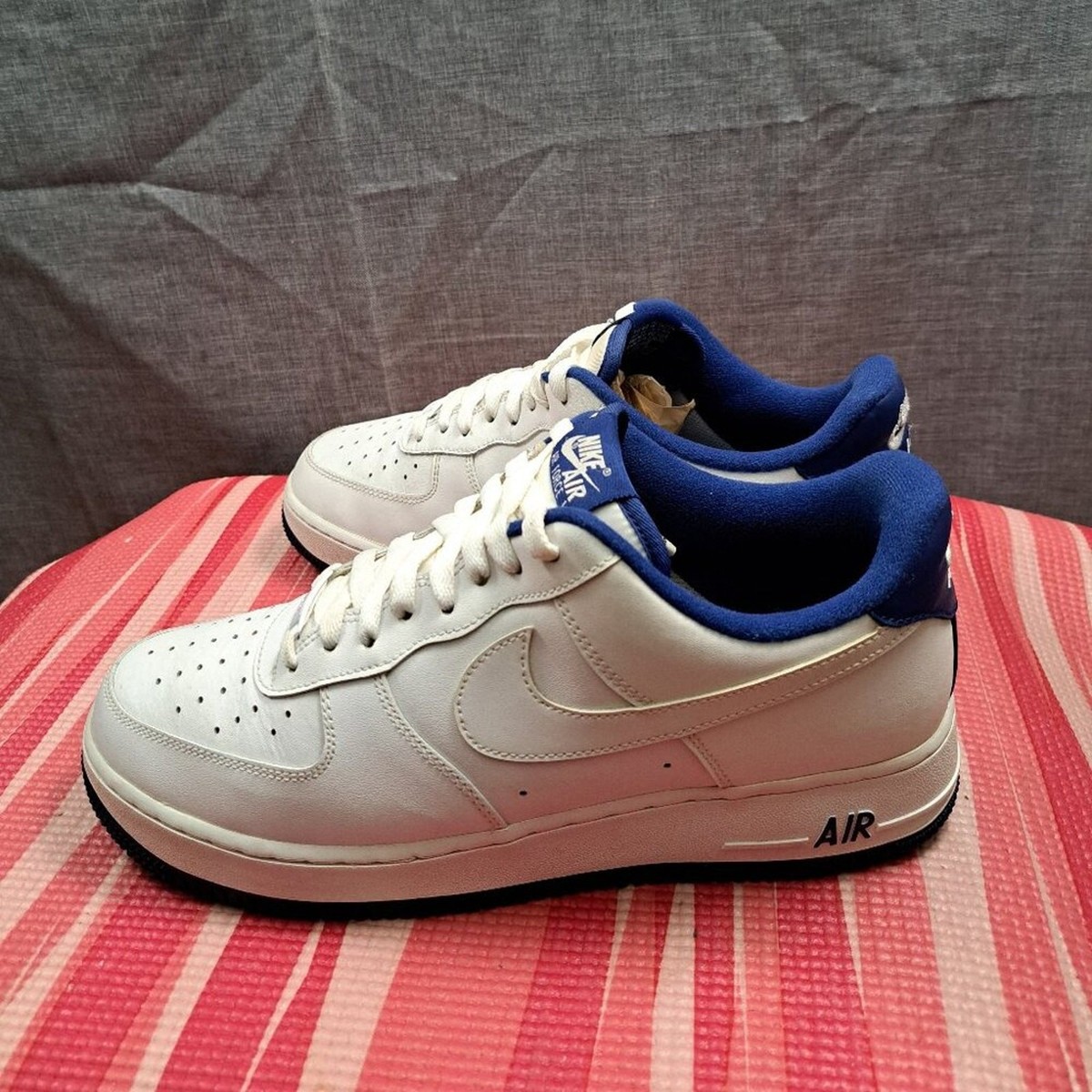 %NIKE AIR FORCE 1 `07 Low White Deep Royal Blue US 9.5 / A 24 Nike Air Force 1  main image 3