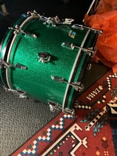 Ludwig Classic Maple 1970s Vintage  Green Sparkle 14x22 Bass Drum re rings