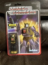 TRANSFORMERS Super7 GOLD ARMOR BUMBLEBEE ReAction Figure Target Exclusive Hasbro