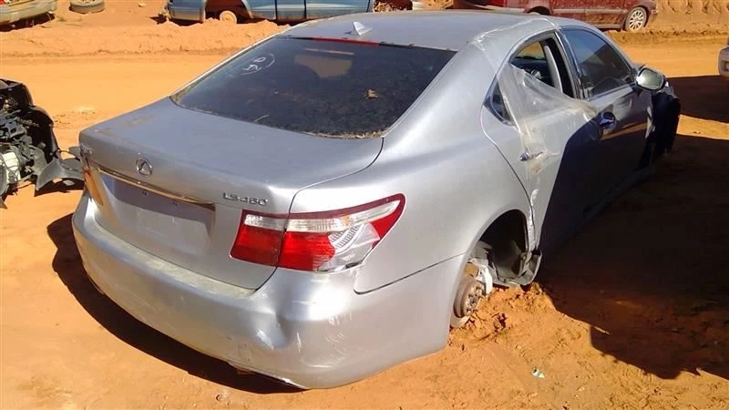 Manija de puerta del conductor montaje exterior puerta trasera se adapta 07-17 LEXUS LS460 184846 Foto 4 de 4