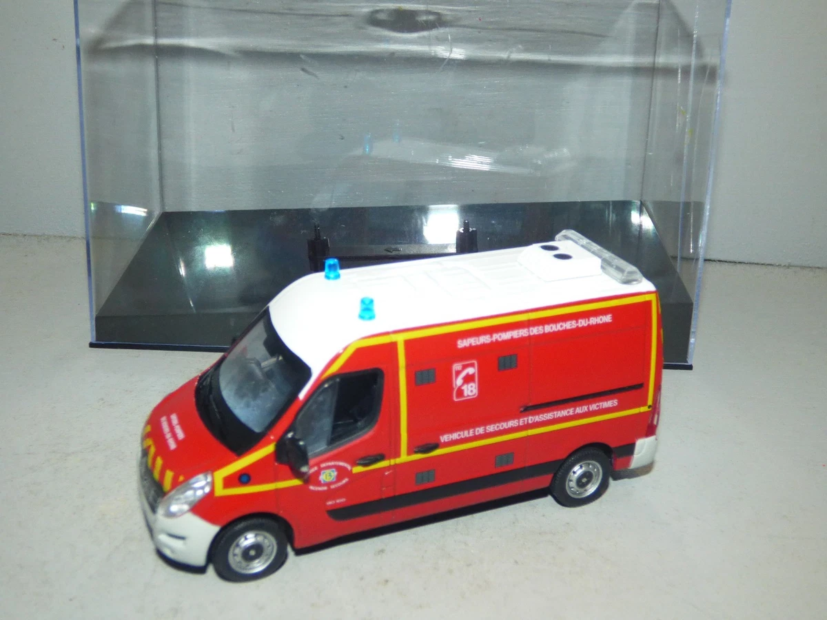 Norev RENAULT MASTER VAN SAMU DE LYON AMBULANCE 2014 - Model Norev RENAULT MASTER VAN SAMU DE LYON AMBULANCE 2014 - Model