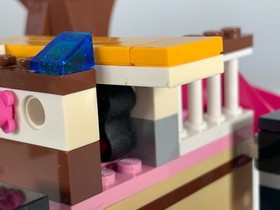 ✅ LEGO 41008 Heartlake City Pool 100% Complete w/ Minifigures