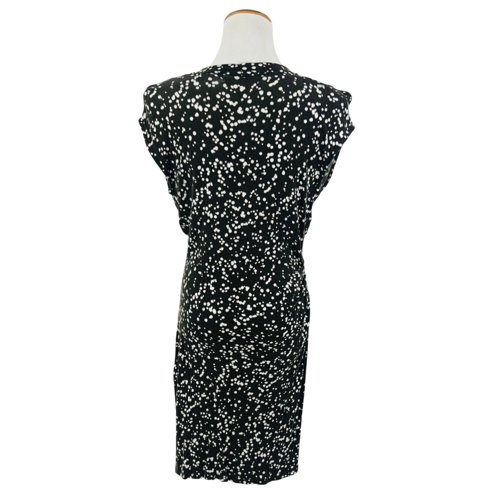 Abito MICHAEL Michael Kors marrone e bianco a pois schizzati scollo a cappuccio increspato