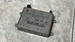 ORIGINAL Mercedes W245 W163 W211 W203 Relais Antennenverstärker A2118200885 DE ✓