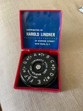 VINTAGE LINDNER'S THE MASTER KEY CHROMATIC PITCH INSTRUMENT A-440 13 KEYS