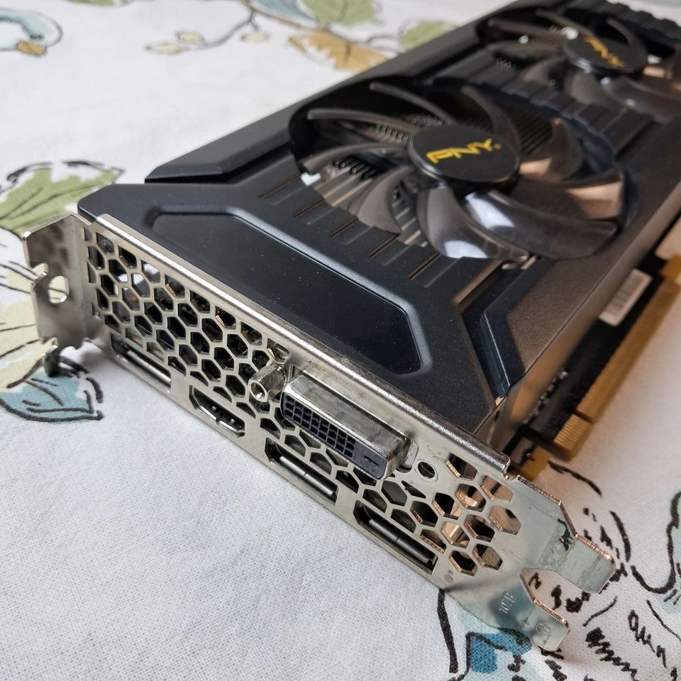 PNY GeForce GTX 1060 NVIDIA 3GB GDDR5 PCIE Graphics Card GPU - Image 2 of 4