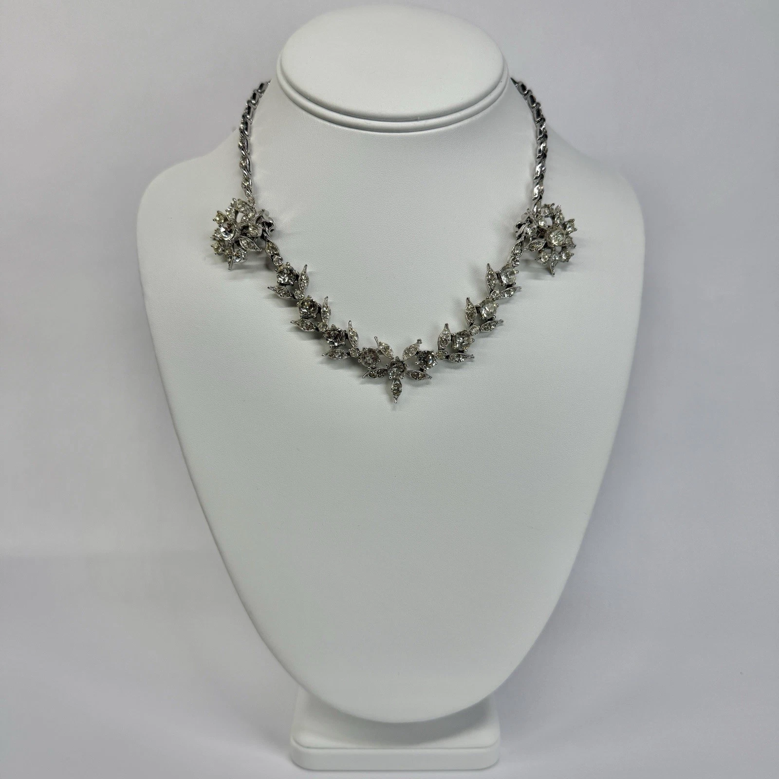 BOGOFF Floral Rhinestones Matching Earrings Vintage Necklace Jewelry N609