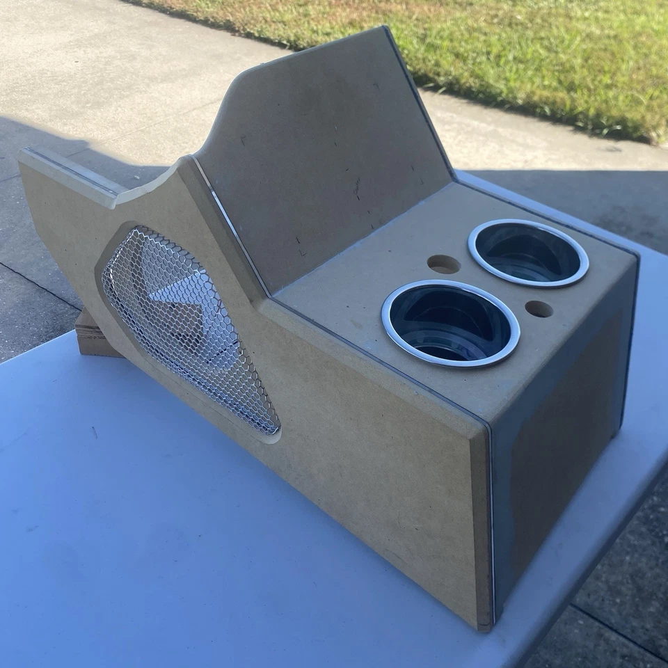 Consola central personalizada para Chevy C10 1973-1987 Foto 2 de 4