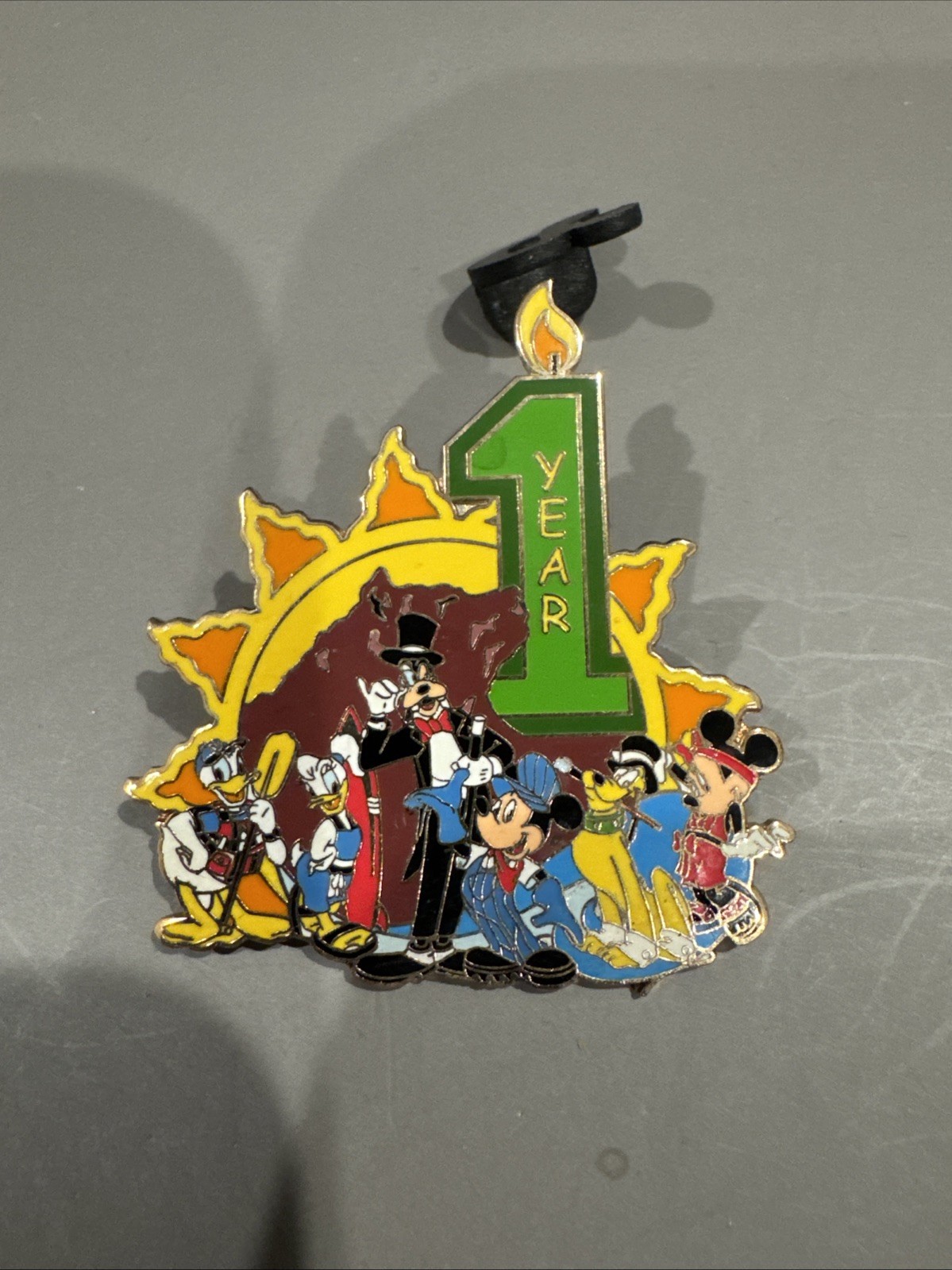 Disney California Adventure 1st Anniversary Goofy Donald Daisy Disney Pin (A1)