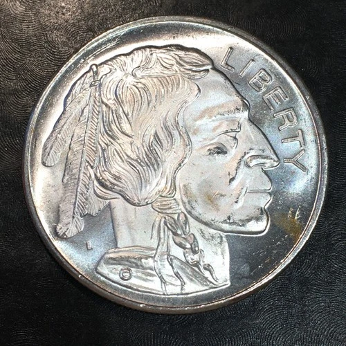 1oz Silver Bullion Older Buffalo and Indian style WE COMBINE SHIP #R758