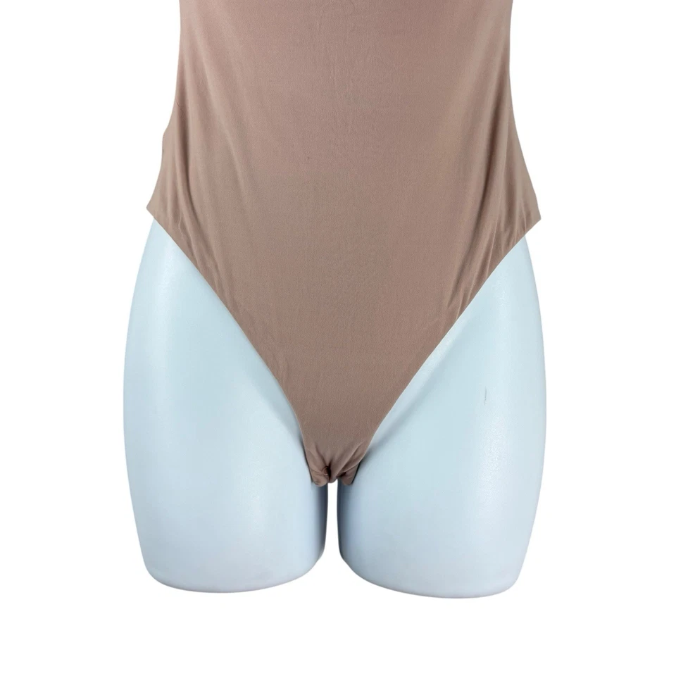 Body Skims para mujer mediano Sienna se adapta a todos cuello cuadrado Foto 4 de 4