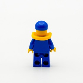 LEGO City Octan Speed Boat Driver Minifig Yellow Life Jacket Blue Cap oct056