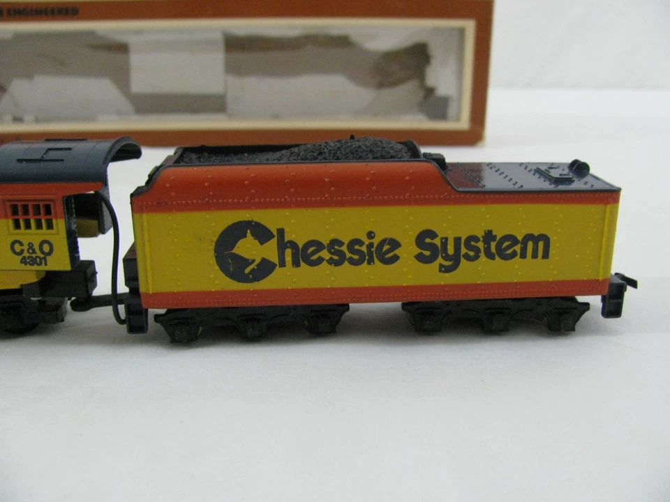Mantua Tyco HO C&O 4301 Chessie System 4-6-2 Steam Locomotive #212 VG Read! - Image 4 of 4
