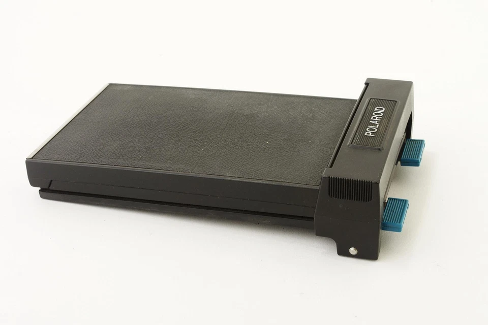 Polaroid pack film holder for 4x5 cameras - Image 4 of 4