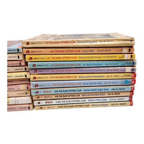 The Baby Sitters Club Books Lot of 31 Ann Martin Paperback Vintage - Picture 4 of 22