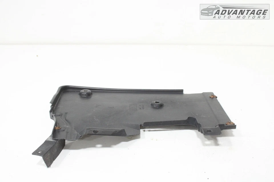 Cadillac ATS 2013-2018 AWD trasero derecho debajo de la carrocería deflector de aire escudo OEM Foto 2 de 4