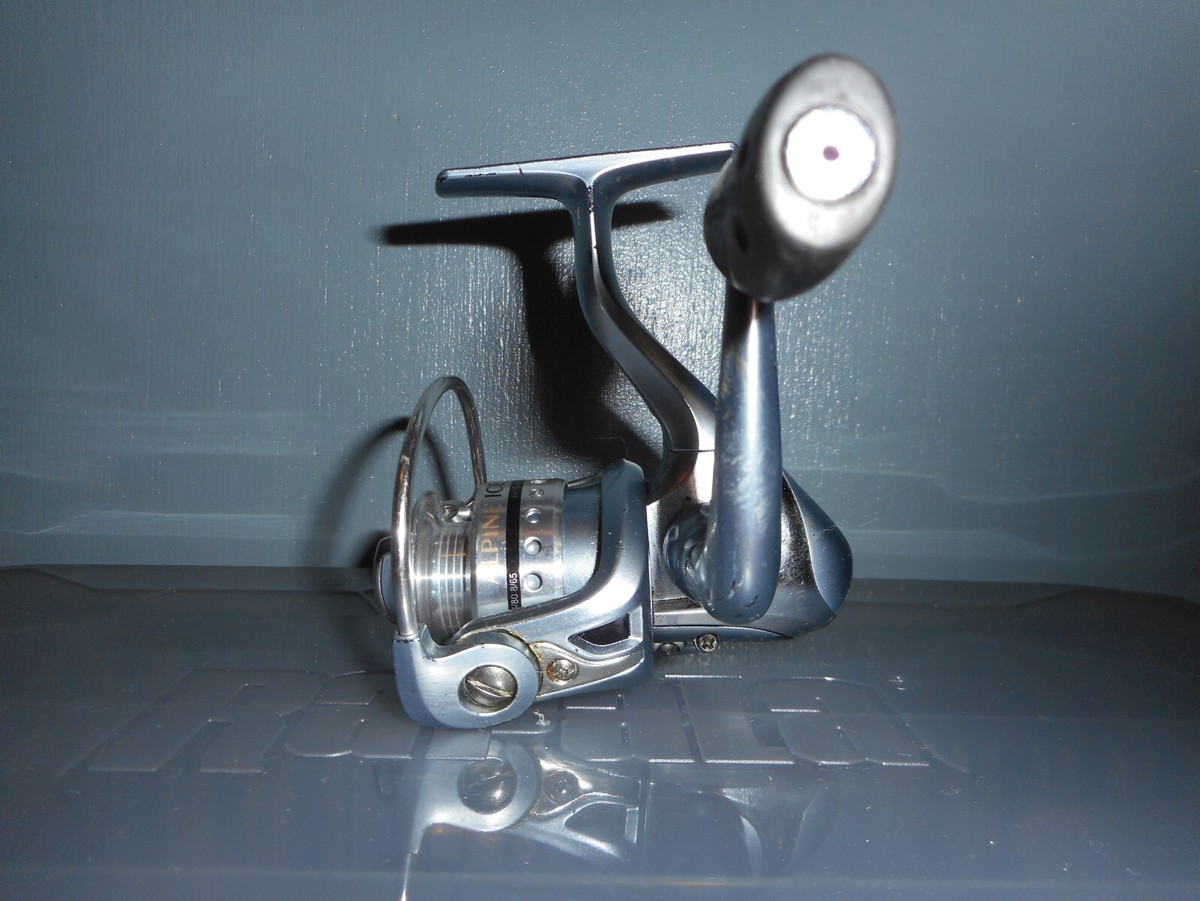best reel for flounder fishing 8 Best Flounder Baits & Rigs