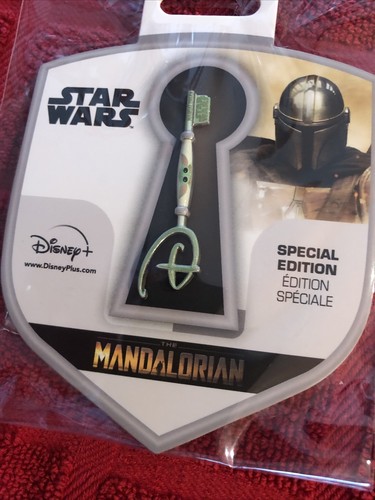 Disney Store Star Wars: The Mandalorian The Child Special Edition Key Enamel Pin - Picture 3 of 6