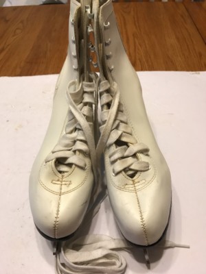 Orbit Ice Figure Winter Skates Size 10 US White Ships N 24h