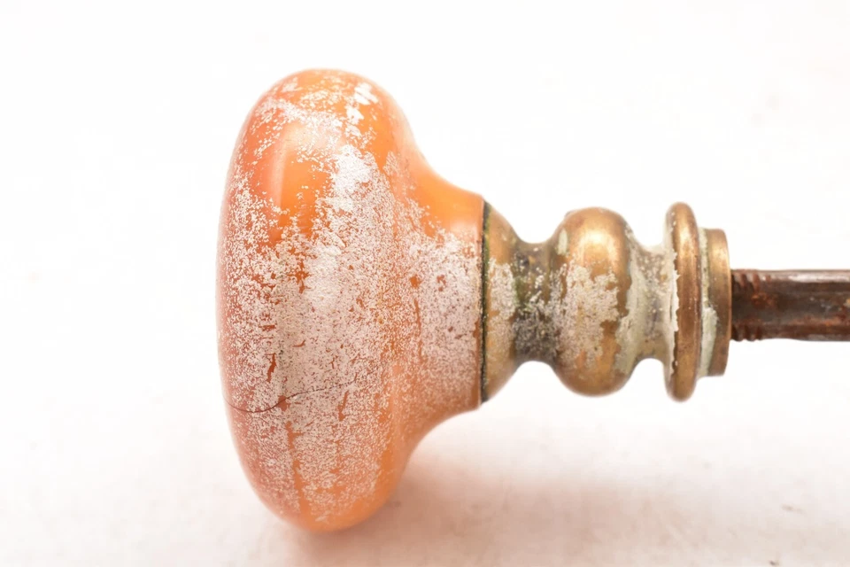 Juego de perillas de puerta de baquelita con husillo _ amarillo caramelo - alrededor de 1920 RARO de colección Foto 2 de 4