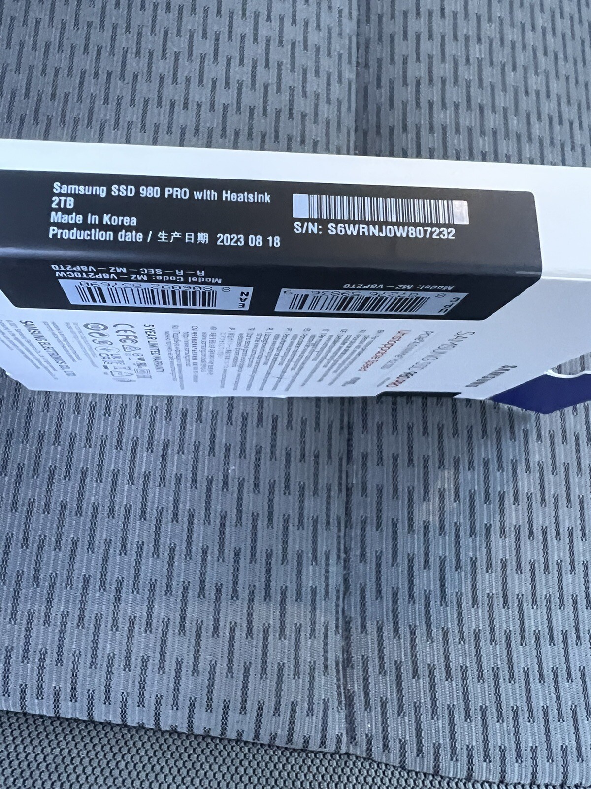 Samsung 980 PRO Heatsink 2TB Internal SSD PCIe Gen 4 x4 NVMe MZ